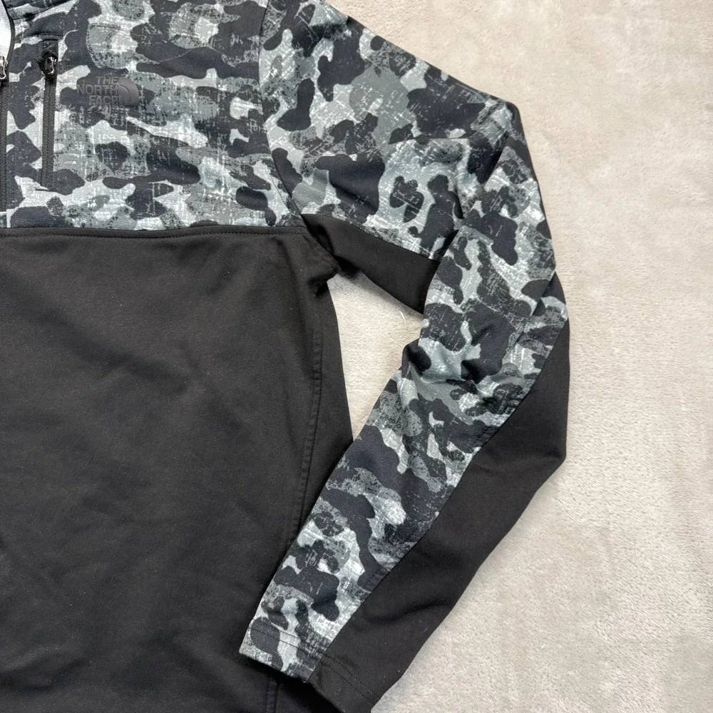The North Face Sweatshirt Men's Small Black White Camo 1/4 Zip Pullover Outdoors